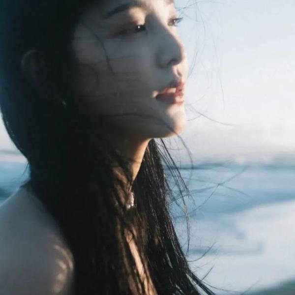 珊珊小传